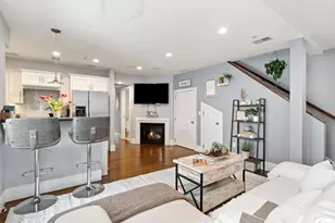 12 Mohawk St, Boston, MA 02127 - Photo 2