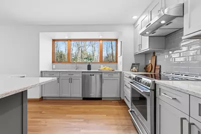 1749 Salem St, North Andover, MA 01845 - Photo 8