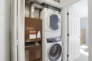 26 School St, Hull, MA 02045 - Photo 22