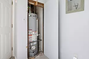 26 School St, Hull, MA 02045 - Photo 24