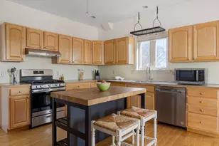 82 Medford St, Malden, MA 02148 - Photo 2