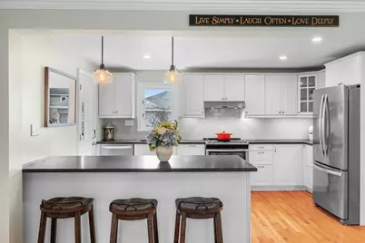 4 Bedford Ter, Woburn, MA 01801 - Photo 6