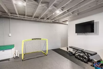 4 Bedford Ter, Woburn, MA 01801 - Photo 28