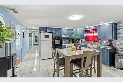 21 Spring St, Webster, MA 01570 - Photo 8