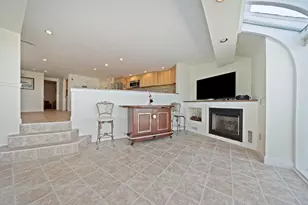 25 Oceanside Dr, Hull, MA 02045 - Photo 10