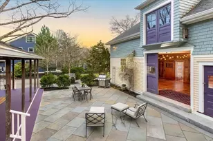 11 Chester St, Newton, MA 02461 - Photo 2