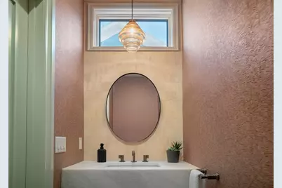 18 Clinton Street #Front, Cambridge, MA 02139 - Photo 8