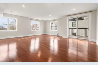 18 Johnson Ave #3, Quincy, MA 02169 - Photo 8