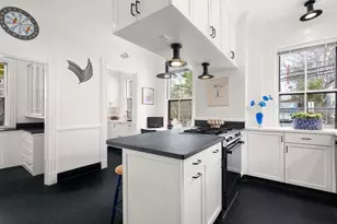 6 Mercer Cir, Cambridge, MA 02138 - Photo 16
