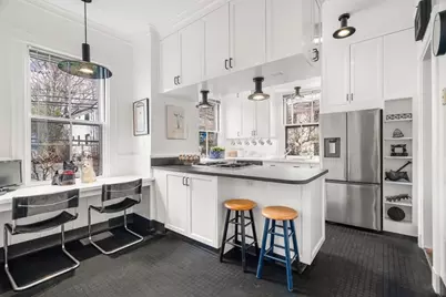 6 Mercer Circle, Cambridge, MA 02138 - Photo 14