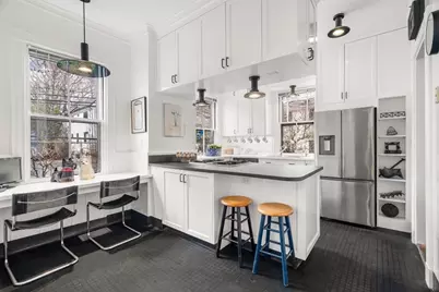 6 Mercer Circle, Cambridge, MA 02138 - Photo 10