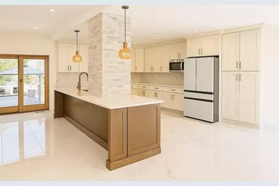 195 Lower Gore Dr, Webster, MA 01570 - Photo 4