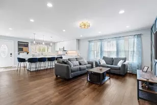 87 Alpine Pl, Franklin, MA 02038 - Photo 2
