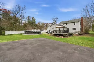 30 Parkview Dr, South Hadley, MA 01075 - Photo 38