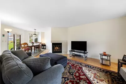 8 Baldwin Ln #8, Amherst, MA 01002 - Photo 6