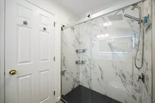 8 Baldwin Ln, Amherst, MA 01002 - Photo 26