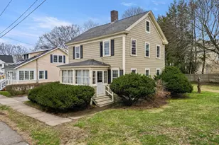 16 Dawes St, Newburyport, MA 01950 - Photo 1