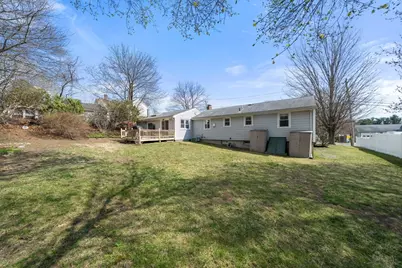 7 Walsh, Holbrook, MA 02343 - Photo 22