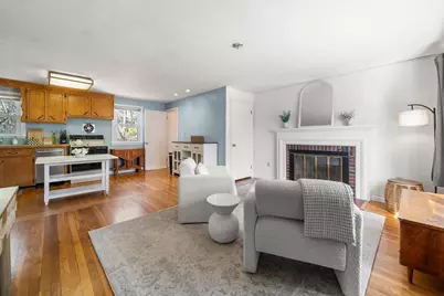 7 Walsh, Holbrook, MA 02343 - Photo 8