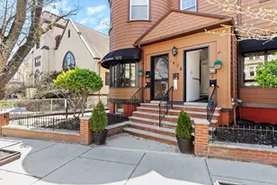 1426 Cambridge St, Cambridge, MA 02141 - Photo 26
