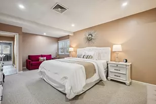 210 Washington St, Peabody, MA 01960 - Photo 14