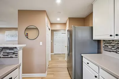 210 Washington St #10, Peabody, MA 01960 - Photo 12