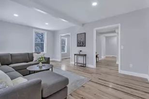 73 Walnut St, Dedham, MA 02026 - Photo 6