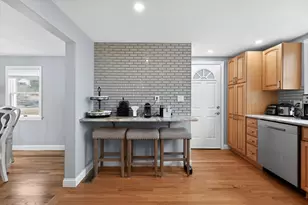 29 Elliott St, Danvers, MA 01923 - Photo 16