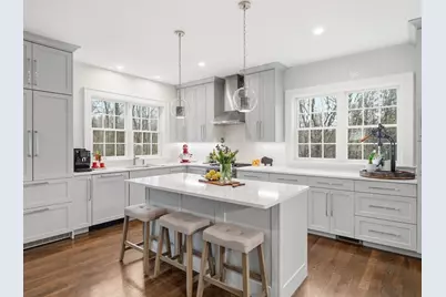 121 Greenwood Rd, Andover, MA 01810 - Photo 4