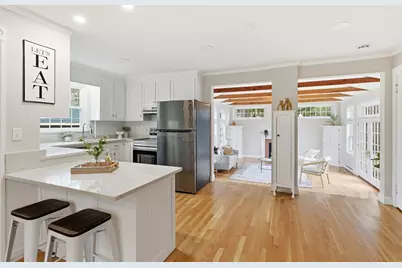 34 Maple Street, Hamilton, MA 01982 - Photo 14