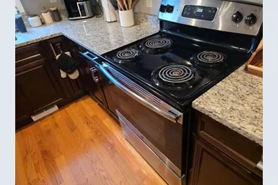 22 Tracey St, Peabody, MA 01960 - Photo 6