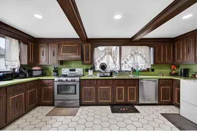 139-141 Bradford St, Everett, MA 02149 - Photo 14