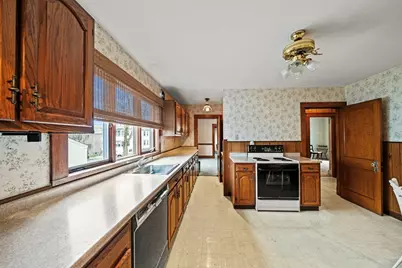 95-97 Highland Ave, Arlington, MA 02476 - Photo 4