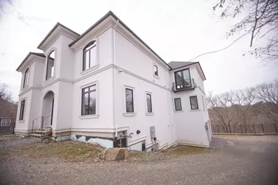 12 Gianna Drive, Saugus, MA 01906 - Photo 2