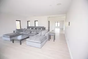 12 Gianna Dr, Saugus, MA 01906 - Photo 10