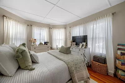 36 Stone St, Beverly, MA 01915 - Photo 14