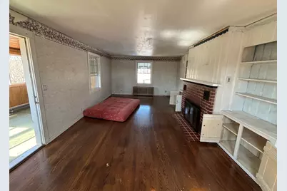 4 Stewart Ave, Monson, MA 01057 - Photo 4