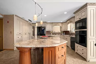 173 Central St, Boylston, MA 01505 - Photo 6