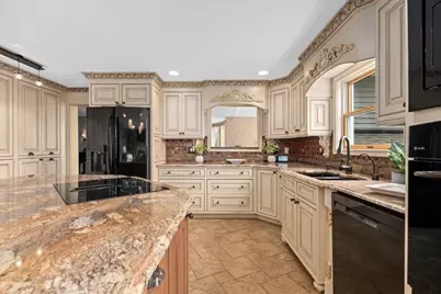 173 Central St, Boylston, MA 01505 - Photo 8