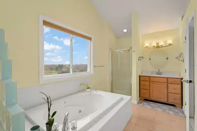 13 Brittania Cir #13, Salem, MA 01970 - Photo 6