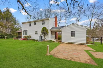 563 Norfolk Street, Holliston, MA 01746 - Photo 6