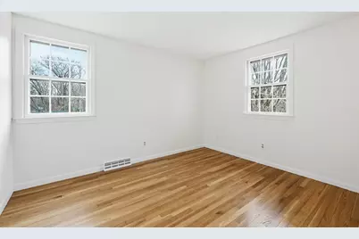 563 Norfolk Street, Holliston, MA 01746 - Photo 14