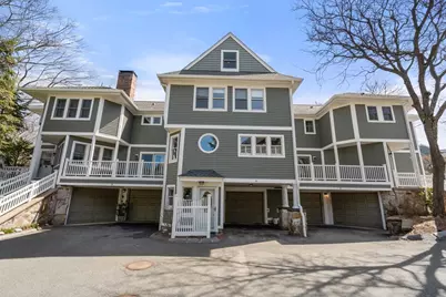 21 Pine Street #4, Manchester by the Sea, MA 01944 - Photo 1