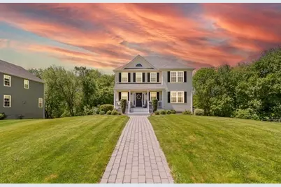 14 Evelyn Way, Seekonk, MA 02771 - Photo 1