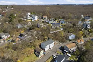 26 Valley Rd, Lynn, MA 01902 - Photo 30