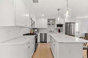 23 Union St, Salem, MA 01970 - Photo 6