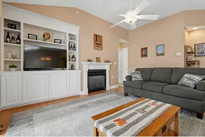 645 Devenwood Way #645, Clinton, MA 01510 - Photo 12