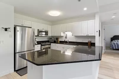 614 Pond St #1303, Braintree, MA 02184 - Photo 4
