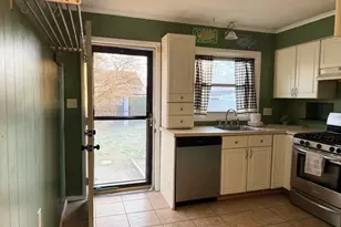 128 Osborn St, New Bedford, MA 02740 - Photo 16