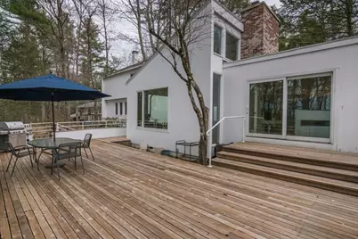43 Morgan Cir, Amherst, MA 01002 - Photo 4